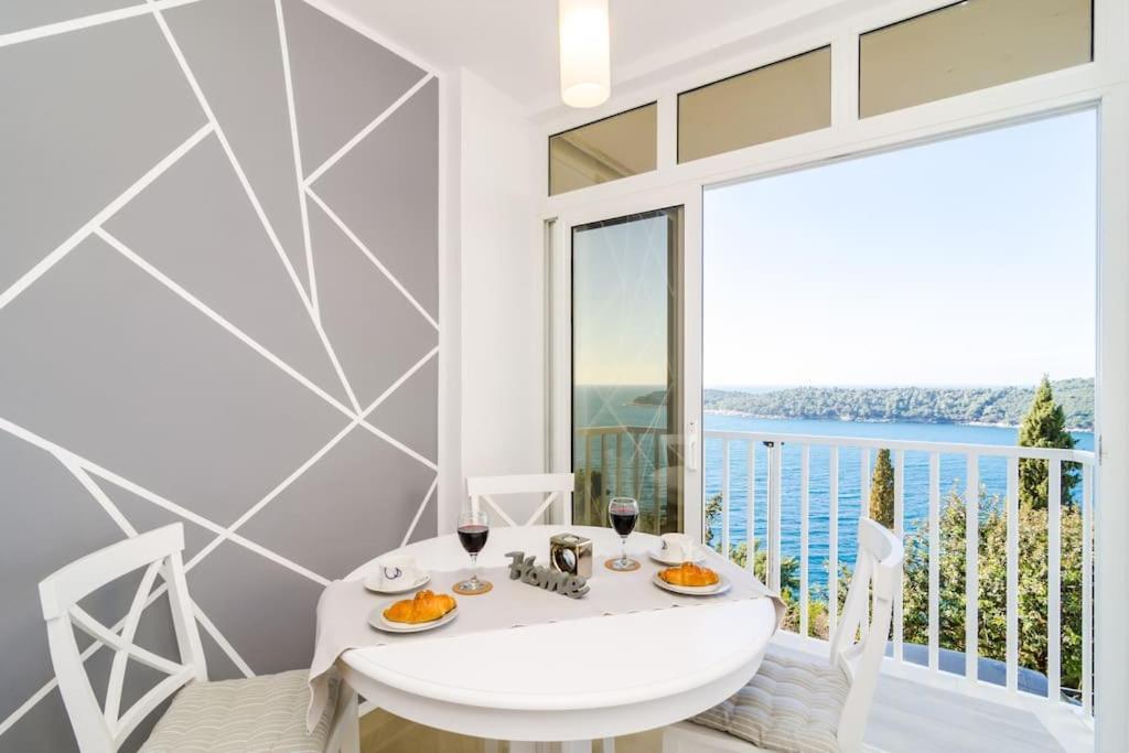 Sea View Apartment 10 Minutes Walk From Old City 두브로브니크 외부 사진